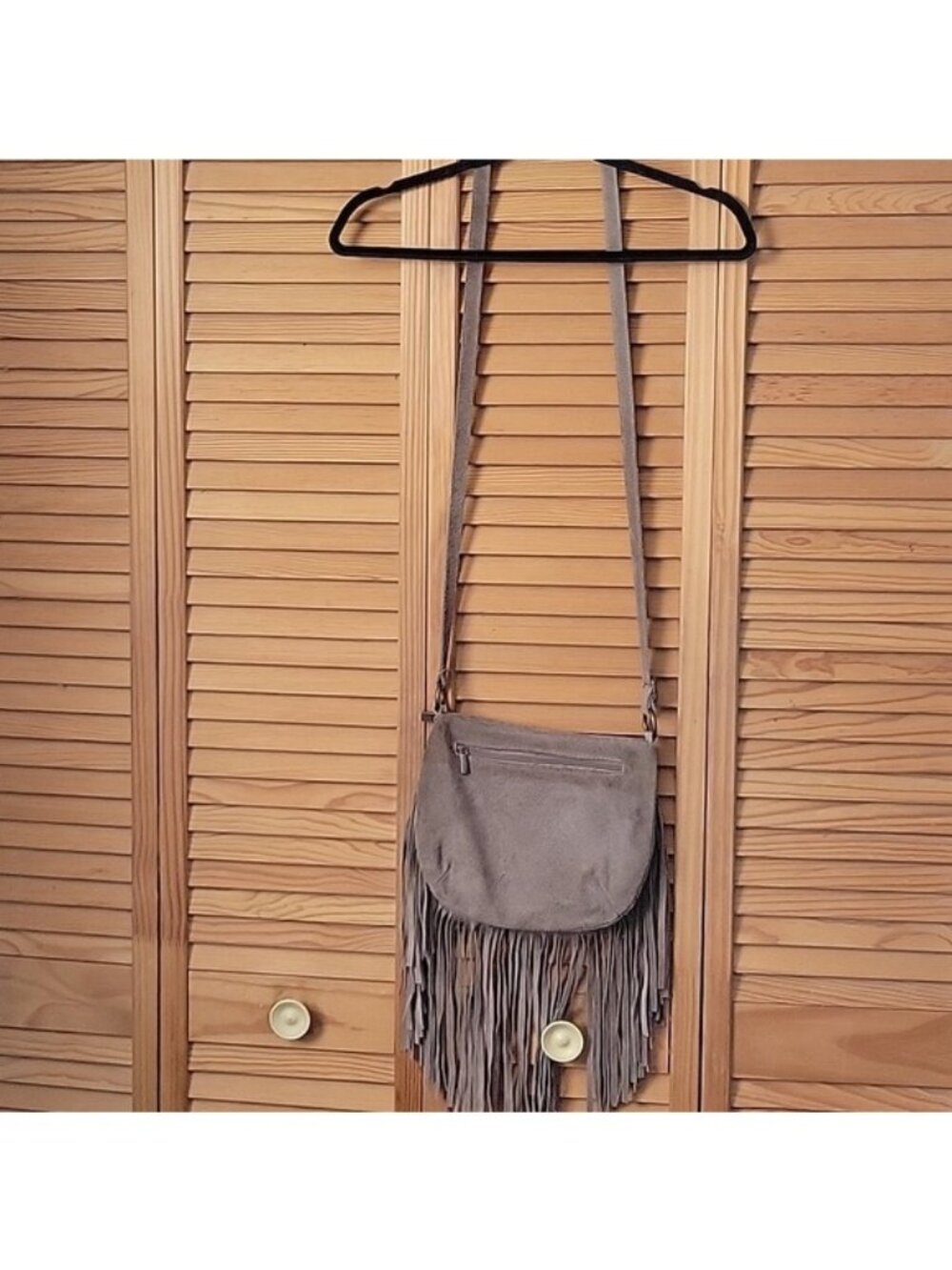 Vimoda Paris Taupe Suede Split Leather Western Fringe Boho Festival CrossbodyBag - Picture 2 of 15
